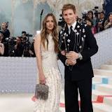 Who is Eddie Redmayne's fashionable wife, Hannah Bagshawe ...