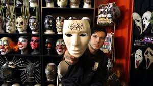 Aug 28, 2001 · joey jordison, chris fehn & shawn crahan. Autographed Joey Jordison Mask Youtube