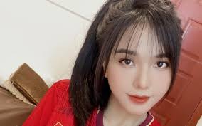 Nguyễn Gia Hân : Mới đăng ảnh tình cảm, Hoàng Đức (U23 Việt Nam) "lỡ miệng"  chê bạn gái già hơn mình khiến cô nàng nổi giận: "À thì ra anh chọn