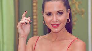 Is she married or dating a new boyfriend? Nach Ozil Trennung Mandy Capristo Zeigt Erstmals Ihren Neuen Freund Desired De