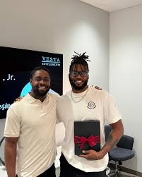 Raph Andrades™ (@poloraphlauren) • Instagram photos and videos