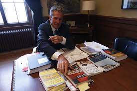 Brian pallister's home in winnipeg. Manitoba Premier In Hot Water Over His Vacationing In Costa Rica Q Costa Rica