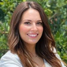 Gina Morrison's Instagram, Twitter & Facebook