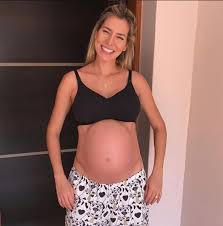 View the profiles of professionals named adriana sant'anna on linkedin. Adriana Sant Anna Exibe Barrigao E Recebe Elogio Barbie