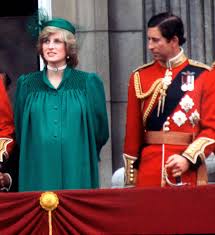 Prince william, duke of cambridge, elder son of prince charles and princess diana and second in line (after charles) to the british throne. Royal Pregnancies Princess Diana Princess Diana Fashion Diana