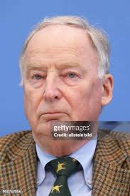 559 Pk Alexander Photos & High Res Pictures