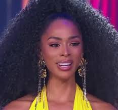 EL JURADO FELICITA A GENESIS DÁVILA POR EL DESEMPEÑO EN LA PRUEBA“. Y ella  entre lágrimas agradece al público por el APOYO”. 👑🇵🇷✨¡VAMOS POR ESA  CORONA DEL #MissUniversoLatina