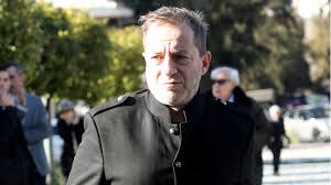 Ο κατηγορούμενος, ο οποίος κρατείται προσωρινά στις φυλακές της τρίπολης, καταγγέλλεται για βιασμό από έναν 24χρονο σήμερα. Dhmhtrhs Lignadhs H Antidrash Toy Gia Tis Ybristikes Afises Me To Proswpo Ellada Eidhseis
