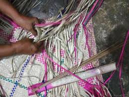 Setelah kering, maka pandan ini siap untuk dianyam. Kisah Tikar Daun Pandan Tika Oen Seukee Steemit