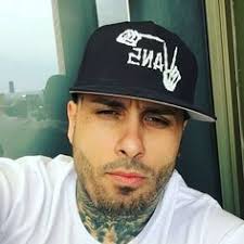 Un pike, tiene un pikete cabrón #latin #urbano #reggaeton #pikete #nickyjam #elalfa 2021 la industria inc yt rocket. 41 Nicky Jam Ideas Jam Puerto Rican Singers Daddy Yankee