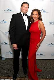 The couple again got married in a catholic ceremony the following year. Vanessa Williams Marries Jim Skrip In July 4th Ceremony In First Picture Daily Mail Online