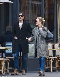 Wedding details from city of love. Lily Rose Depp Cuts A Casual Figure As She Joins Vanessa Paradis And Samuel Benchetrit For Lunch Daily Mail Online