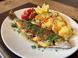 Forelle Mullerin Von Marcoleyp Chefkoch Forelle Mullerin Forelle Rezepte