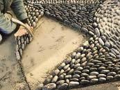 Kieselmosaik Helle Kiesel Quer Zu Den Strahlen Auslegen Kieselmosaik Mosaik Und Gartengestaltung Ideen