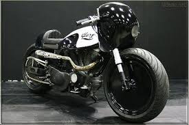Hide Motorcycles The Buell Xb9s Glory Return Of The Cafe Racers Cafe Racer Motorcycle Moto Bike