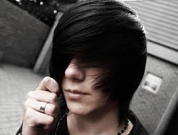 Most emo hairstyles for guys used to be about wearing your hair as black as possible in the traditional emo swoop. 15 Emo Hairstyles For Guys That Will Make You Look Dashing And Trendy