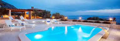 Häufig trifft man auf felsküste mit kleinen verträumten sandbuchten dazwischen. Ferienhaus Kroatien Mit Pool Am Meer