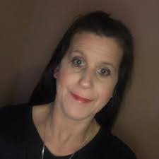 Sharon Pendergast's Instagram, Twitter & Facebook