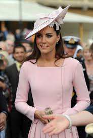 Friday, 11th june 2021—the duchess of cambridge (kate middleton) joined the queen and other royals at the g7 leaders' reception at the eden project in cornwall. Kate Middleton Diese 5 Styles Tragt Sie Am Liebsten Brigitte De