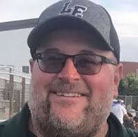 Robert Fritzsche's Instagram, Twitter & Facebook