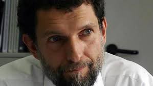 مي جودة منذ الحلقة الثالثة تحديدا من برنامج المتاهة الذي قدمته وفاء الكيلاني في عام 2015، وهي تفضل أن تستقر على تسريحة شعر واحدة لكل برنامج! ØµÙˆØ±Ø© ØªØ«ÙŠØ± Ø§Ù„Ø¬Ø¯Ù„ ÙˆÙØ§Ø¡ Ø§Ù„ÙƒÙŠÙ„Ø§Ù†ÙŠ ÙˆØªÙŠÙ… Ø­Ø³Ù† Ù…Ù† Ù†ÙØ³ Ø§Ù„Ù…ÙƒØ§Ù†