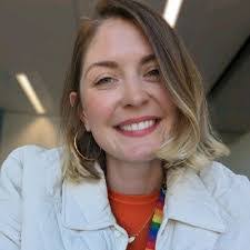 Amy Doust's Instagram, Twitter & Facebook