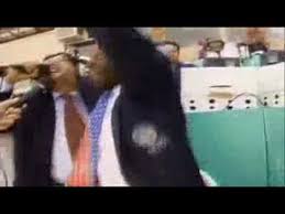 A cena que virou meme, antes mesmo dos memes existirem, aconteceu após a conquista brasileira da copa do mundo de 1994. E Tetraaaaa Galvao Bueno Chapadao De Linguica Youtube