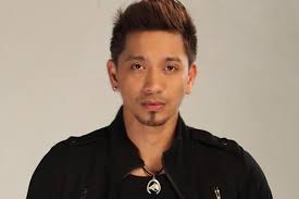 He is part of the dance group street boys and a host. Jhong Hilario Fearlessly Stepped On Expensive Lvxsupreme Bag Worth 10 000