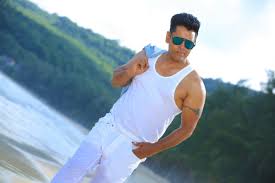 The new rules of masculinity for 2020. Iflicks On Twitter Few New Images From Irumugan Vikram Chiyaan Naynathara Nithyamenen Inkokkadu Chiyaanvikram Inkokadu
