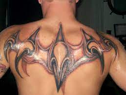Modele Tatouage Haut Du Dos Homme