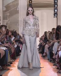 elie saab look 42 autumn winter 2018 2019 couture collection video vestidos estilosos vestidos de alta costura colecao de alta costura