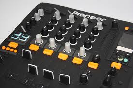 Dj, spin that cake for me! Dj Pioneer Torte Lealu Sweets