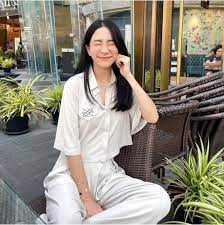 กลายเป็นประเด็นที่ทำให้ชาวเน็ตตามเผือกกันรัว ๆ เมื่อ เกรซ ชลิตา อดีตแฟนสาวของพระเอกหนุ่ม พอร์ช ศรัณย์ ศิริลักษณ์ ที่เลิกรากันไปนานแล้ว. 8rvoqkky9iimqm