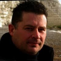 Jonathan Hinton's Instagram, Twitter & Facebook