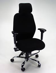 Sit On Comfortable Computer Chairs For Longer Hours Comfortable Computer Chair Computer Chair Person Sitting