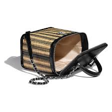 Vanity case 2021 new pearl top. Rattan Calfskin Silver Tone Metal Beige Black Vanity Case Chanel