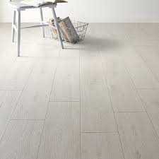 sol stratifie artens plus ep 12 mm decor chene balan sol stratifie stratifie sol