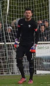 Fifa 16 club pro gardien_ lange gardien. Florian Escales Wikipedia