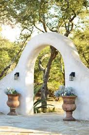 Captivating Weddings Brianne Ryan On Exposure Wedding Venues Texas Best Wedding Venues Spanish Style