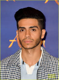 Will Smith, Mena Massoud, & Naomi Scott Team Up for 'Aladdin' Photo Call in  London: Photo 4289219