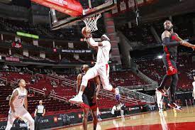 The rockets are the clear underdogs, so they're hoping it's the size of the fight that determines this one. Clippers Vs Rockets Final Score Reggie Jackson Bails The Clippers Out In The Fourth For 109 104 Win Clips Nation