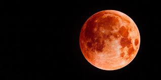 Eine mondfinsternis beobachten, eine mondfinsternis ereignet sich. Die Totale Mondfinsternis Der Blutmond