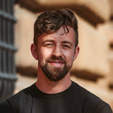 After a fantastic and fulfilling almost 5 years at Torchbox, I'm taking the  plunge and returning to working for myself as a Product Leadership and UX  consultant, coach & freelancer (more on