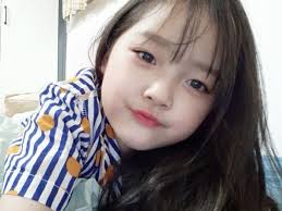 Frankenstein45com belakangan ini muncul topik anak kecil korea yang sering dijadikan stiker di wa hingga menjadi viral di sosial media. Inilah Potret Kwon Yuli Si Bocah Stiker Whatsapp Yang Lagi Viral Ternyata Aslinya Lebih Menggemaskan Semua Halaman Kids