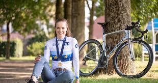 Explore tweets of sywert van lienden @sywert on twitter. Ilse Pluimers Gaat Voor Het Eerst In Kampioenstrui Op De Fiets Wierden Tubantia Nl