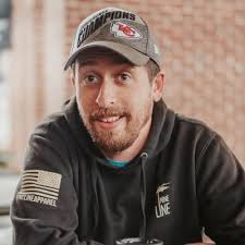 Just finished outlining what will likely be my next feature spec, a drama  about family, love, loss and forgiveness, wrapped within the tendrils of  the past, which can be hard to let