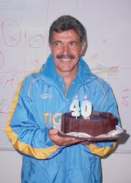 Ricardo 'tuca' ferreti dio a conocer la lista de jugadores convocados para los próximos partidos amistosos de la selección mexicana. Celebra El Tuca Con Medio Tiempo Su Cumpleanos 52 Y Sus 40 Anos En El Futbol Mediotiempo