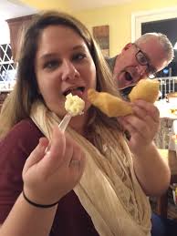 Kelly Hearn (@kelzohearn)