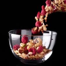 Granula Ispahan De Pierre Herme Avoine Graines De Tournesol Graines De Potiron Riz Souffle Noix De Coco Rapee Pistach Eat Dessert Food Eat Dessert First