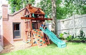 Sweet Small Yard Swing Set Solution Backyard Swing Sets Backyard Ideas For Small Yards Yard Swing